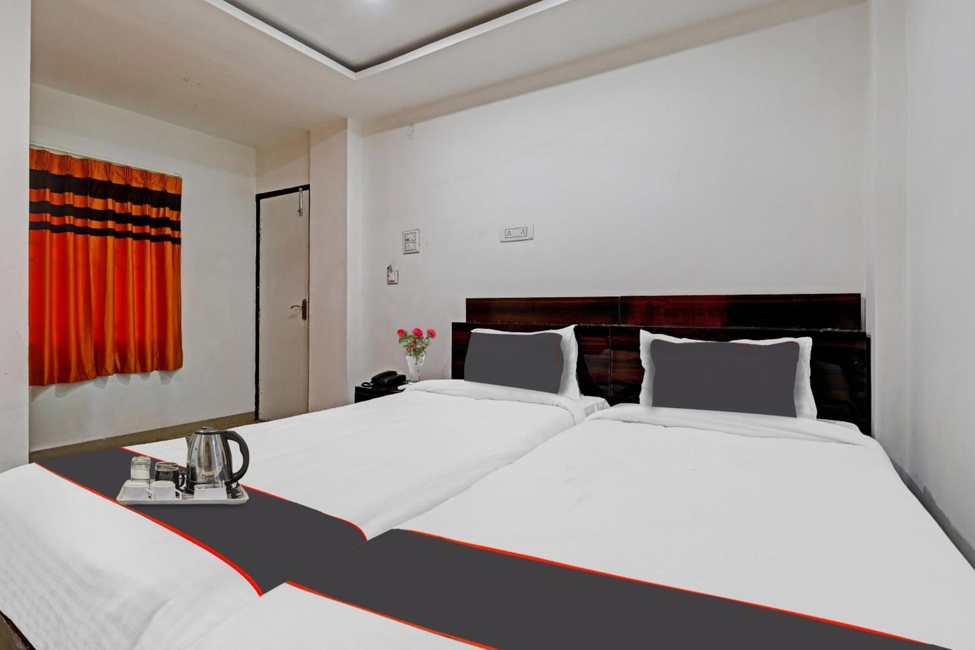 Hotel O Lakhi Guest House Ґувахаті Екстер'єр фото